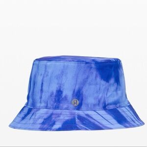 Lululemon Blue Tie-Dye Both Ways Bucket Hat TBPZ blue